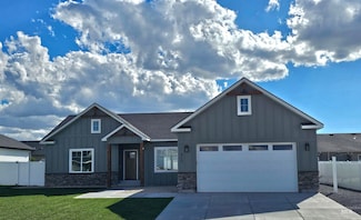813 23rd Ave E, Jerome, ID 83338