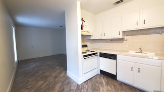 636 Lakeland Dr Unit 8, Baton Rouge, LA 70802