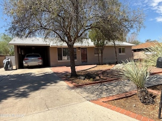 5814 E Eastland St, Tucson, AZ 85711