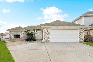 212 Eydie Ln, Slidell, LA 70458