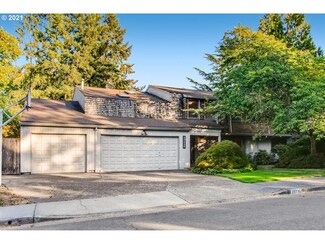 20220 NW Paulina Dr, Portland, OR 97229