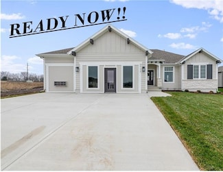 20132 Barker St, Spring Hill, KS 66083