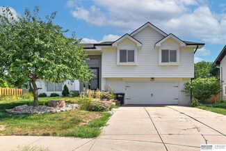 3309 S 152nd Cir, Omaha, NE 68144