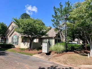 302 Gladstone Dr, McDonough, GA 30253