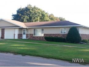2 E 4th St, Kingsley, IA 51028