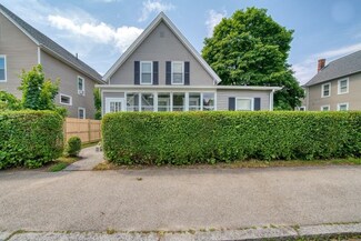 4 Mckinley Rd, Worcester, MA 01605