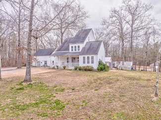 150 Cherokee Dr, Chatsworth, GA 30705