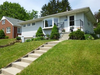 1212 Arborview Blvd, Ann Arbor, MI 48103