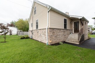 10070 W Beach Rd, Beach Park, IL 60087