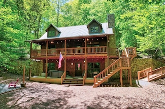 56 Laurel Dr, Blue Ridge, GA 30513