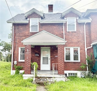 877 Vankirk St, Clairton, PA 15025