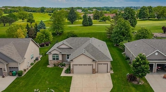 2005 Andrews Dr, Pleasant Hill, IA 50327