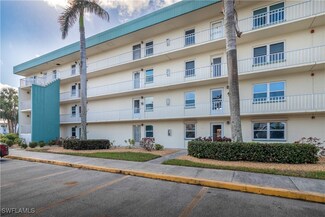 1660 Pine Valley Dr Unit 107, Fort Myers, FL 33907