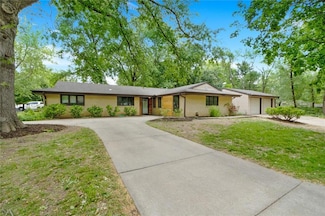 1804 Kenmar Dr, Manhattan, KS 66502