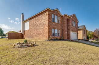 6524 Willow Oak Ct, Fort Worth, TX 76112