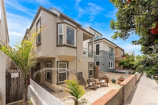 735 Yarmouth Ct, San Diego, CA 92109