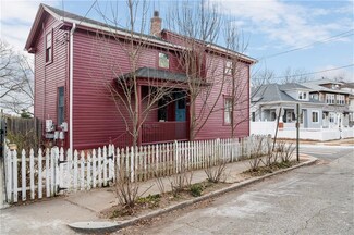98 Verndale Ave, Providence, RI 02905