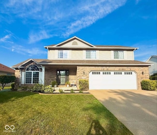 2935 Cross Creek Dr, Columbus, IN 47201