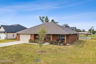 400 Georgia Ave, Lynn Haven, FL 32444