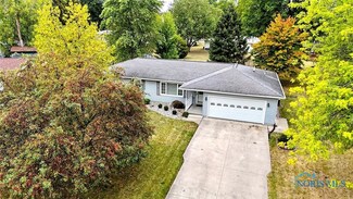 270 Ruth Ann Dr, Defiance, OH 43512