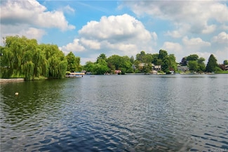 858 S Lake Blvd, Mahopac, NY 10541