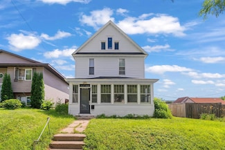 2114 Sheridan Ave N, Minneapolis, MN 55411