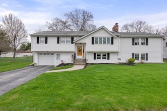 15 Kenda Rd, Shrewsbury, MA 01545