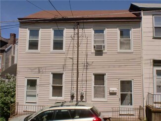 227 42nd St, Pittsburgh, PA 15201