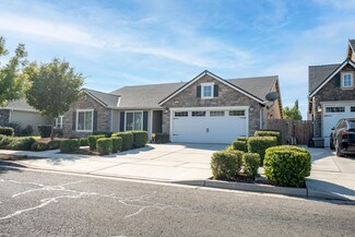 3815 W Clinton Ave, Visalia, CA 93291