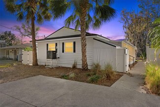6201 Waverly Rd, Weeki Wachee, FL 34607
