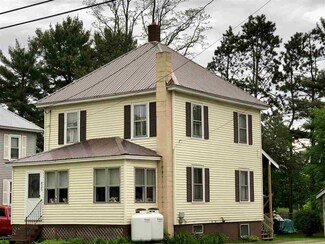 430 Brooklyn St, Morrisville, VT 05661