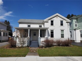 2751 E Brutus St, Weedsport, NY 13166