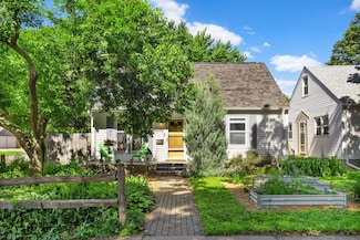 5456 25th Ave S, Minneapolis, MN 55417