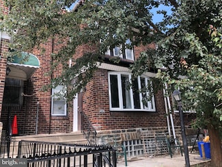 1947 Ashley St, Philadelphia, PA 19138