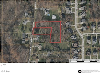 18319 Benbow Rd, Strongsville, OH 44136