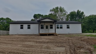 30050 Wren St, Elkhart, IN 46517