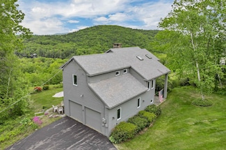 10 Lake View Dr, New Hampton, NH 03256