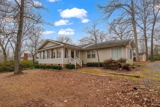 2660 Sheriff Johnson Rd, Lillington, NC 27546