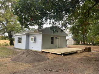 7592 R Ave E, Scotts, MI 49088