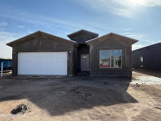 7926 San Eduardo St, Las Cruces, NM 88012