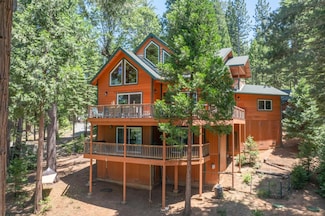 2642 Innsbruk Dr, Arnold, CA 95223