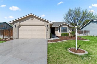 454 W Waterbury Dr, Meridian, ID 83646
