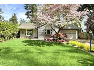 1125 C Ave, Lake Oswego, OR 97034