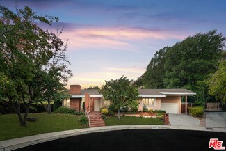 3600 Sapphire Dr, Encino, CA 91436