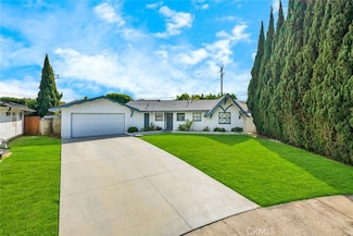 18322 Thomas Cir, Huntington Beach, CA 92646