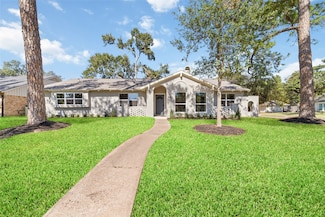 9902 Hornpipe Ln, Houston, TX 77080