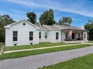 14 Downard Dr, Jasper, AL 35501