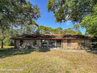 599 Prelude St NW, Palm Bay, FL 32907
