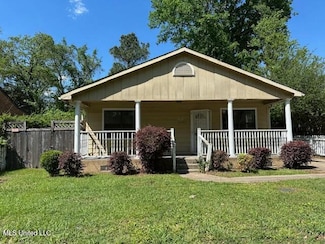 1516 Booker St, Jackson, MS 39204
