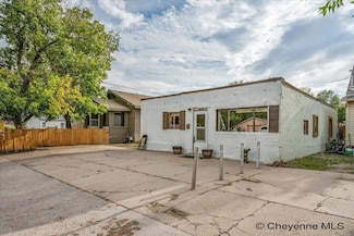 912 Pebrican Ave Unit 912 & 916, Cheyenne, WY 82007
